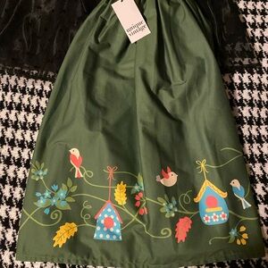 Unique Vintage Gellar Green Skirt with Birdhouse and Floral Design